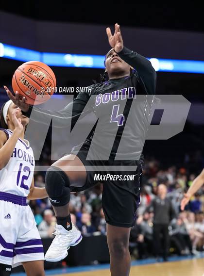 Thumbnail 1 in Park Hill South vs. North Kansas City (MSHSAA Class 5 Sectional) photogallery.