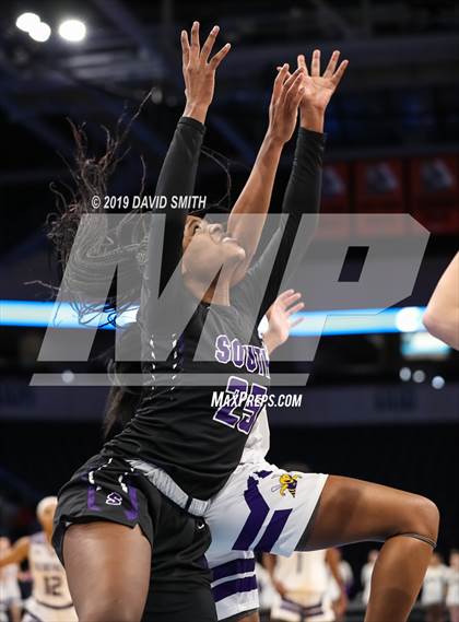 Thumbnail 3 in Park Hill South vs. North Kansas City (MSHSAA Class 5 Sectional) photogallery.