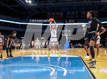 Thumbnail 2 in Park Hill South vs. North Kansas City (MSHSAA Class 5 Sectional) photogallery.