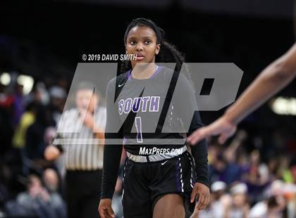 Thumbnail 3 in Park Hill South vs. North Kansas City (MSHSAA Class 5 Sectional) photogallery.