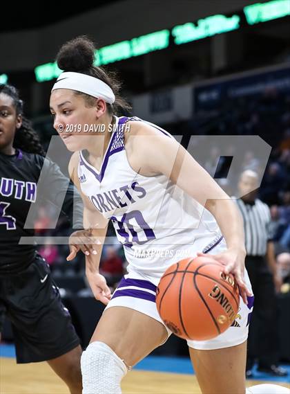 Thumbnail 2 in Park Hill South vs. North Kansas City (MSHSAA Class 5 Sectional) photogallery.