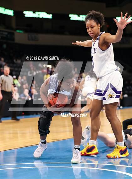Thumbnail 3 in Park Hill South vs. North Kansas City (MSHSAA Class 5 Sectional) photogallery.