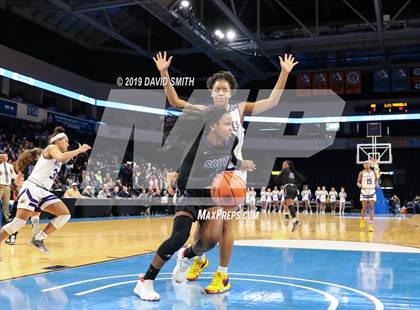 Thumbnail 3 in Park Hill South vs. North Kansas City (MSHSAA Class 5 Sectional) photogallery.