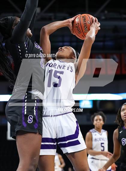 Thumbnail 2 in Park Hill South vs. North Kansas City (MSHSAA Class 5 Sectional) photogallery.
