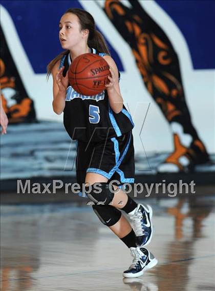 Thumbnail 1 in Saugus vs. Marina (CIF SS Playoffs) photogallery.