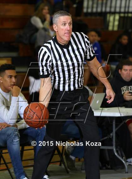Thumbnail 3 in Chaminade vs. Calabasas (Joe Frazier Classic) photogallery.