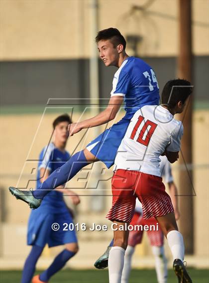 Thumbnail 3 in Lee [Robert E.] vs MacArthur [Douglas] (Blossom Athletic Center) photogallery.