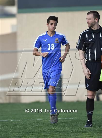 Thumbnail 3 in Lee [Robert E.] vs MacArthur [Douglas] (Blossom Athletic Center) photogallery.