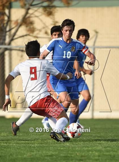 Thumbnail 2 in Lee [Robert E.] vs MacArthur [Douglas] (Blossom Athletic Center) photogallery.