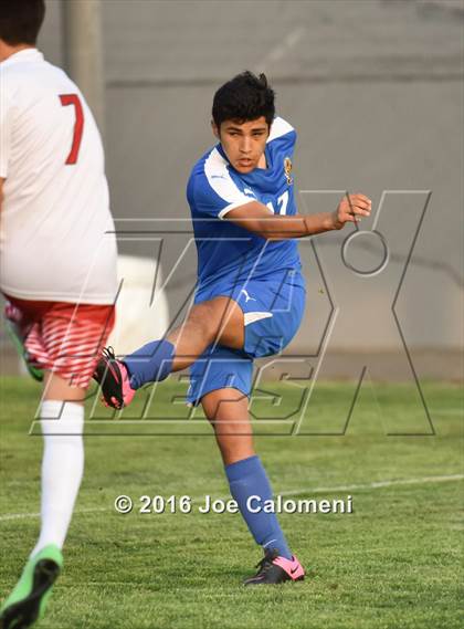 Thumbnail 3 in Lee [Robert E.] vs MacArthur [Douglas] (Blossom Athletic Center) photogallery.