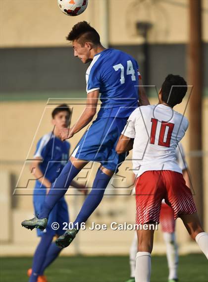 Thumbnail 2 in Lee [Robert E.] vs MacArthur [Douglas] (Blossom Athletic Center) photogallery.