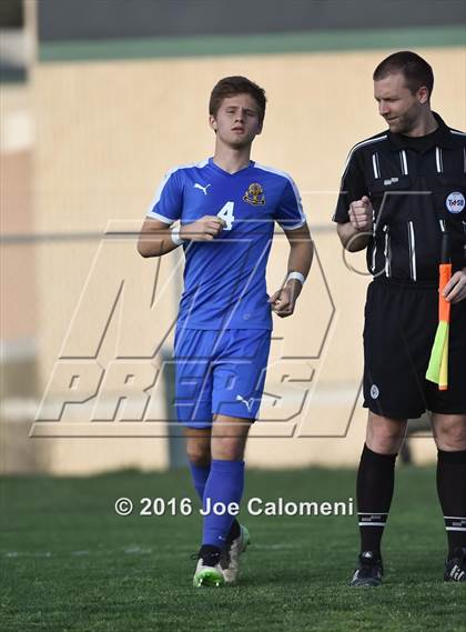 Thumbnail 2 in Lee [Robert E.] vs MacArthur [Douglas] (Blossom Athletic Center) photogallery.