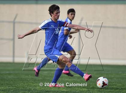 Thumbnail 3 in Lee [Robert E.] vs MacArthur [Douglas] (Blossom Athletic Center) photogallery.