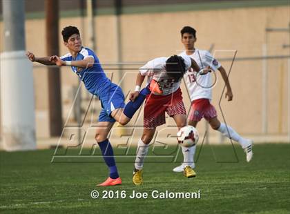 Thumbnail 2 in Lee [Robert E.] vs MacArthur [Douglas] (Blossom Athletic Center) photogallery.