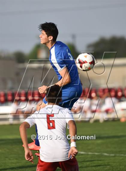 Thumbnail 1 in Lee [Robert E.] vs MacArthur [Douglas] (Blossom Athletic Center) photogallery.