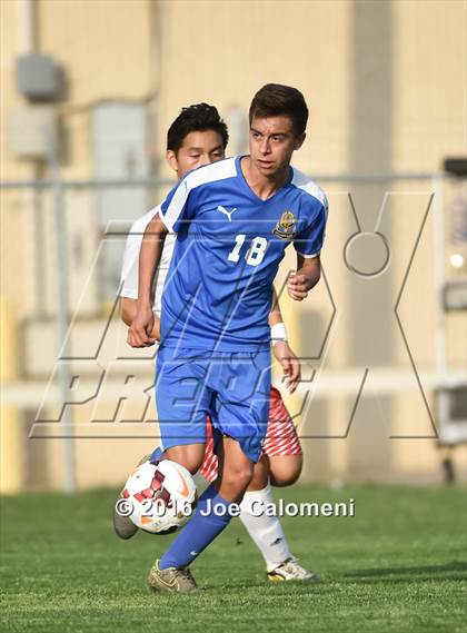 Thumbnail 3 in Lee [Robert E.] vs MacArthur [Douglas] (Blossom Athletic Center) photogallery.