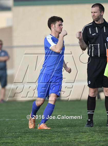 Thumbnail 2 in Lee [Robert E.] vs MacArthur [Douglas] (Blossom Athletic Center) photogallery.