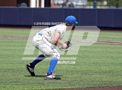 Thumbnail 1 in Benbrook vs. Spring Hill (UIL 4A Regional Semifinal) photogallery.