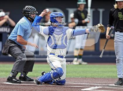 Thumbnail 3 in Benbrook vs. Spring Hill (UIL 4A Regional Semifinal) photogallery.