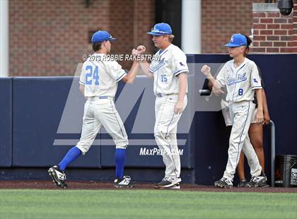 Thumbnail 1 in Benbrook vs. Spring Hill (UIL 4A Regional Semifinal) photogallery.