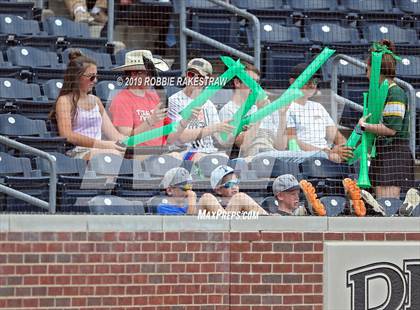 Thumbnail 3 in Benbrook vs. Spring Hill (UIL 4A Regional Semifinal) photogallery.