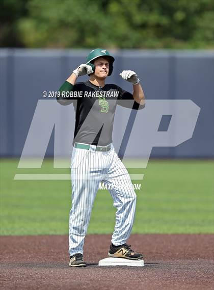 Thumbnail 3 in Benbrook vs. Spring Hill (UIL 4A Regional Semifinal) photogallery.