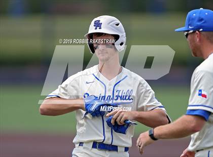 Thumbnail 3 in Benbrook vs. Spring Hill (UIL 4A Regional Semifinal) photogallery.