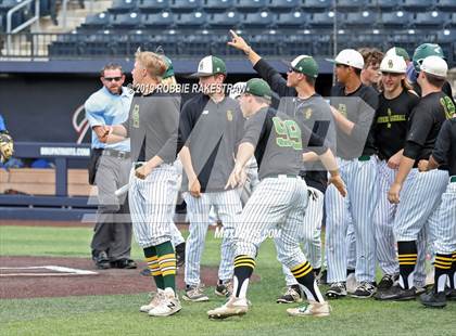 Thumbnail 2 in Benbrook vs. Spring Hill (UIL 4A Regional Semifinal) photogallery.