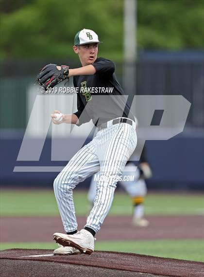 Thumbnail 1 in Benbrook vs. Spring Hill (UIL 4A Regional Semifinal) photogallery.