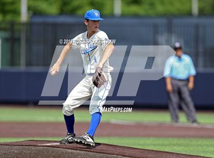 Thumbnail 3 in Benbrook vs. Spring Hill (UIL 4A Regional Semifinal) photogallery.