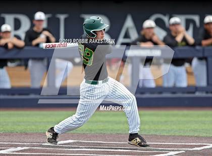 Thumbnail 2 in Benbrook vs. Spring Hill (UIL 4A Regional Semifinal) photogallery.