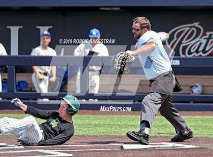 Thumbnail 1 in Benbrook vs. Spring Hill (UIL 4A Regional Semifinal) photogallery.