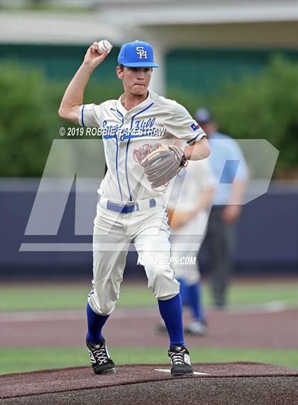Thumbnail 3 in Benbrook vs. Spring Hill (UIL 4A Regional Semifinal) photogallery.