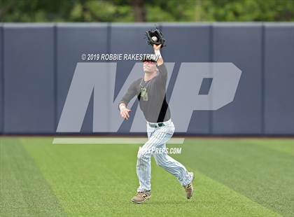 Thumbnail 1 in Benbrook vs. Spring Hill (UIL 4A Regional Semifinal) photogallery.