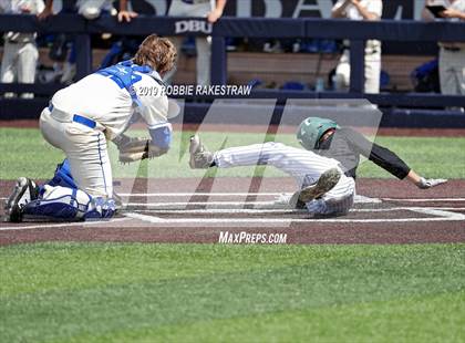 Thumbnail 2 in Benbrook vs. Spring Hill (UIL 4A Regional Semifinal) photogallery.