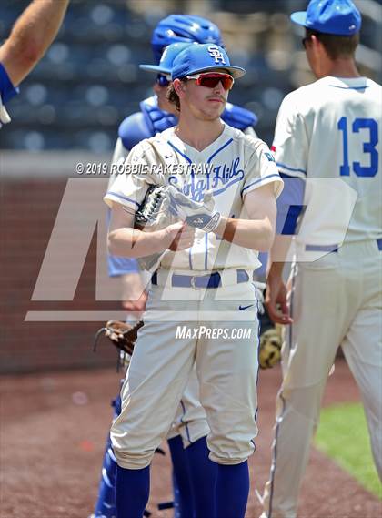 Thumbnail 3 in Benbrook vs. Spring Hill (UIL 4A Regional Semifinal) photogallery.