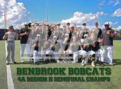 Thumbnail 3 in Benbrook vs. Spring Hill (UIL 4A Regional Semifinal) photogallery.