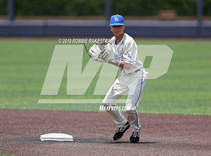 Thumbnail 1 in Benbrook vs. Spring Hill (UIL 4A Regional Semifinal) photogallery.