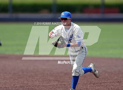 Thumbnail 2 in Benbrook vs. Spring Hill (UIL 4A Regional Semifinal) photogallery.
