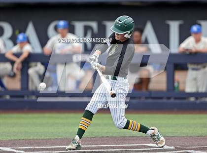 Thumbnail 2 in Benbrook vs. Spring Hill (UIL 4A Regional Semifinal) photogallery.