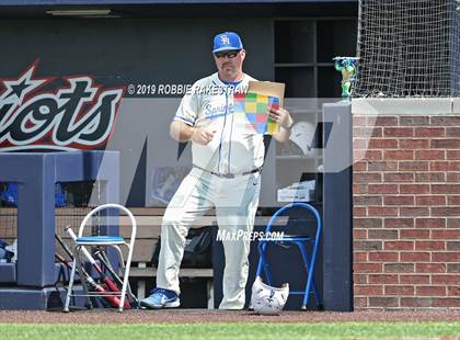 Thumbnail 1 in Benbrook vs. Spring Hill (UIL 4A Regional Semifinal) photogallery.