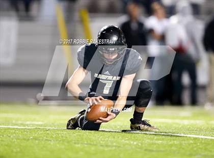 Thumbnail 3 in Kaufman vs. Liberty-Eylau (UIL 4A Division 1 Region 2 Regional Semis) photogallery.