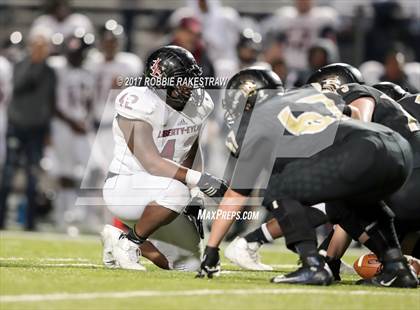 Thumbnail 2 in Kaufman vs. Liberty-Eylau (UIL 4A Division 1 Region 2 Regional Semis) photogallery.