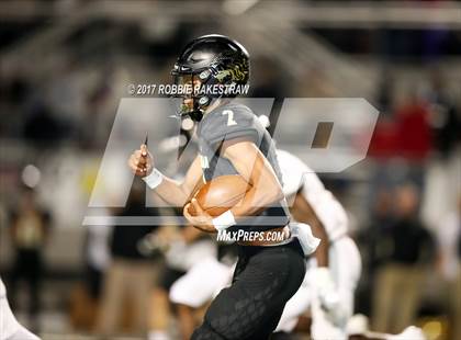 Thumbnail 3 in Kaufman vs. Liberty-Eylau (UIL 4A Division 1 Region 2 Regional Semis) photogallery.