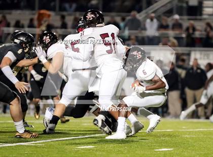 Thumbnail 2 in Kaufman vs. Liberty-Eylau (UIL 4A Division 1 Region 2 Regional Semis) photogallery.