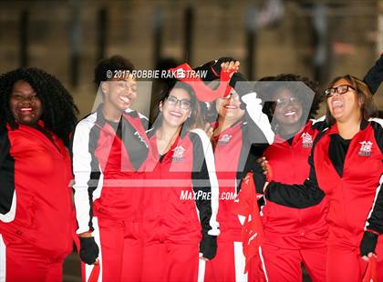 Thumbnail 3 in Kaufman vs. Liberty-Eylau (UIL 4A Division 1 Region 2 Regional Semis) photogallery.