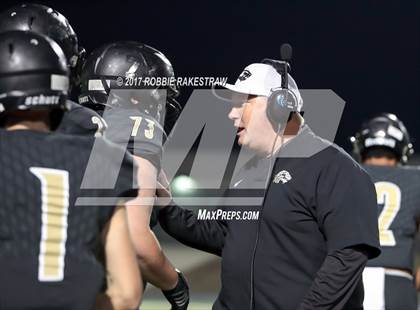Thumbnail 1 in Kaufman vs. Liberty-Eylau (UIL 4A Division 1 Region 2 Regional Semis) photogallery.