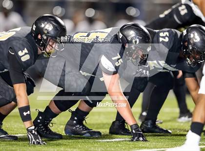 Thumbnail 2 in Kaufman vs. Liberty-Eylau (UIL 4A Division 1 Region 2 Regional Semis) photogallery.