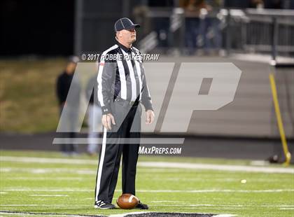 Thumbnail 3 in Kaufman vs. Liberty-Eylau (UIL 4A Division 1 Region 2 Regional Semis) photogallery.