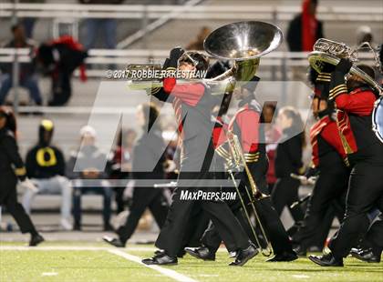 Thumbnail 1 in Kaufman vs. Liberty-Eylau (UIL 4A Division 1 Region 2 Regional Semis) photogallery.